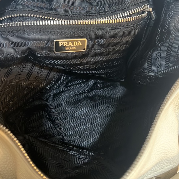 Prada white leather tote bag - Picture 5 of 6